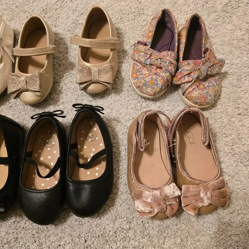 Toddler girl  shoes size 5. Bundle of 7